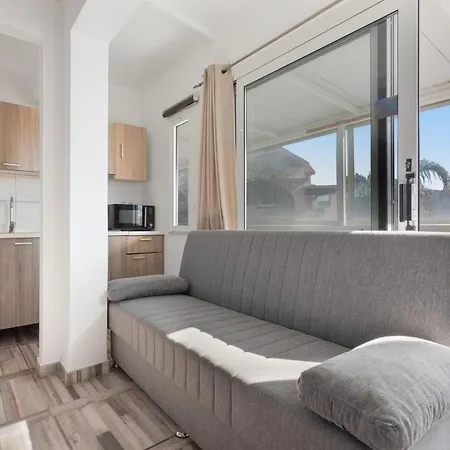 Apartment Dionysia S3 *